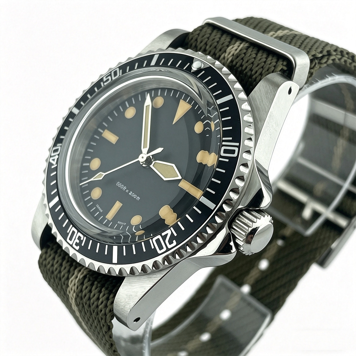 39.5mm Diver Retro Watch No Ca - Tropic Strap Vintage recension och pris